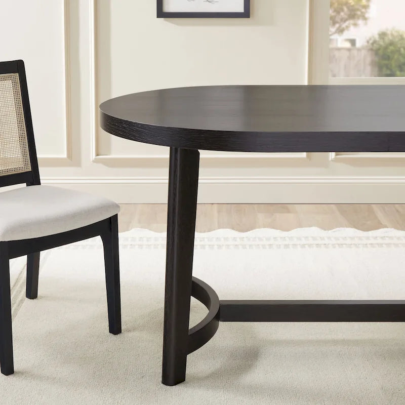 Table de salle à manger ovale Middlebrook moderne et rustique en chêne massif de 70 pouces