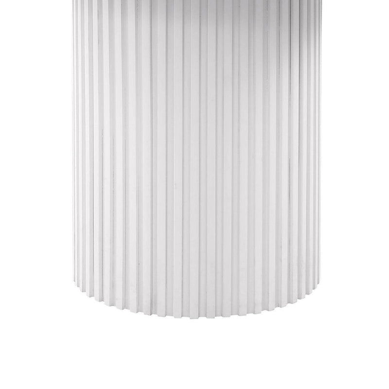 Table de salle à manger ronde Cade avec piètement cannelé, pierre frittée blanche 53 pouces