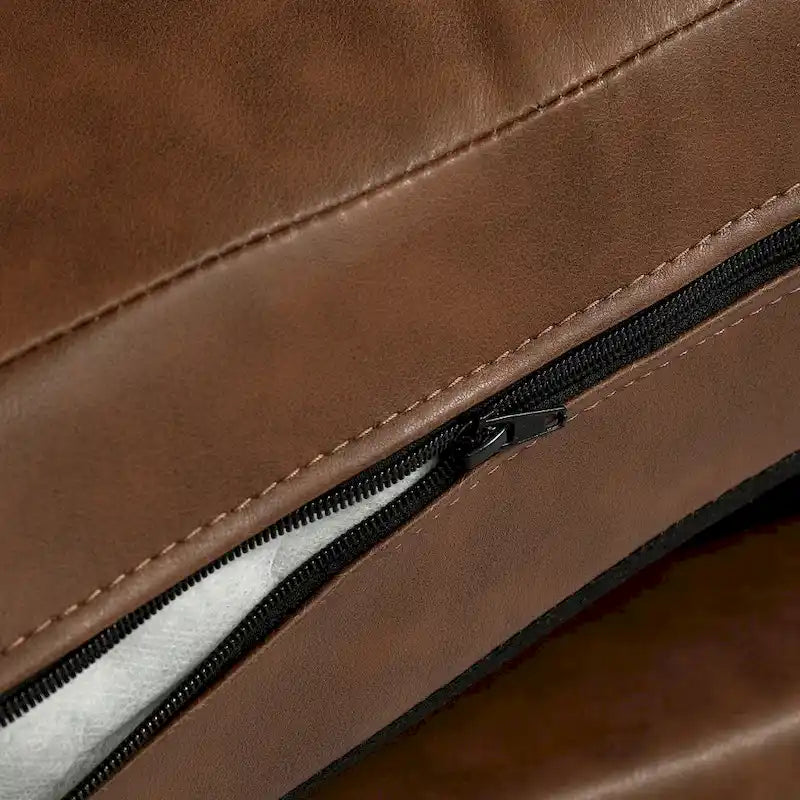 Ensemble de 2 fauteuils club capitonnés à oreilles