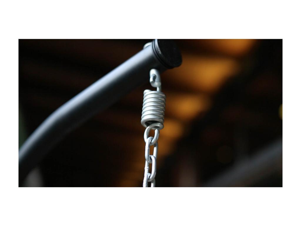 Fauteuil d'appoint en résine tressée noire