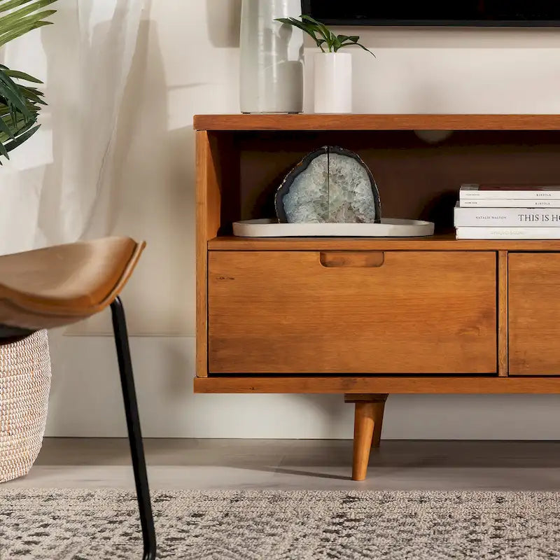 Meuble TV Middlebrook Alby 58 pouces en bois massif de style Mid-Century