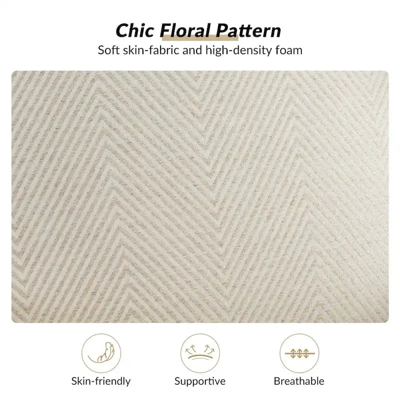 Fauteuil à oreilles Epimethis traditionnel en tissu avec pieds tournés par HULALA HOME