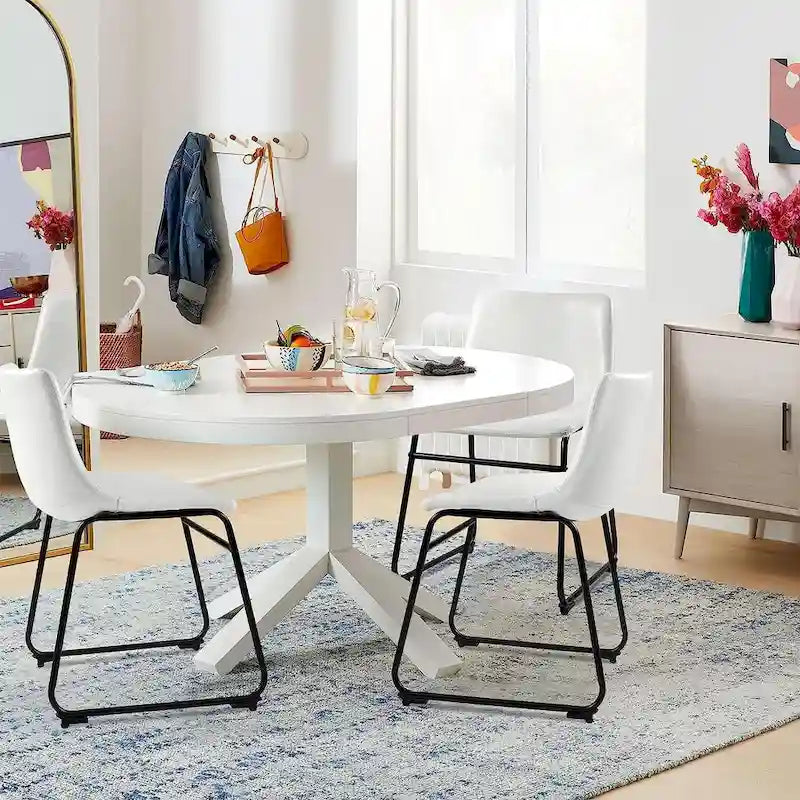 Ensemble de 2 chaises de salle à manger Bossin en similicuir, 45,7 cm (18 pouces), avec dossier et pieds en métal.