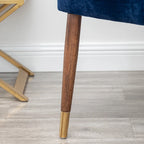 Fauteuil d'appoint en velours Lindale de Roundhill Furniture, style moderne du milieu du siècle