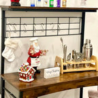 Support pour micro-ondes de 31,5 cm avec armoire de rangement et étagères de cuisine réglables en hauteur.