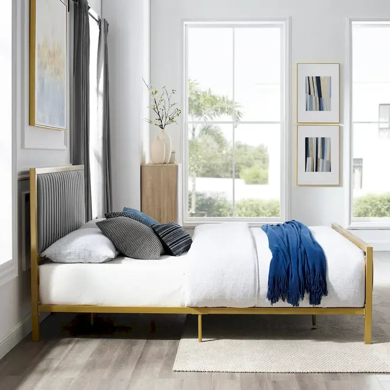 Lit plateforme en velours Corvus