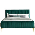 Lit plateforme rembourré Julia d'Omax Decor avec tête de lit capitonnée et pieds dorés