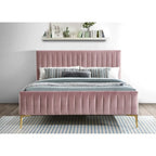 Lit plateforme rembourré Julia d'Omax Decor avec tête de lit capitonnée et pieds dorés