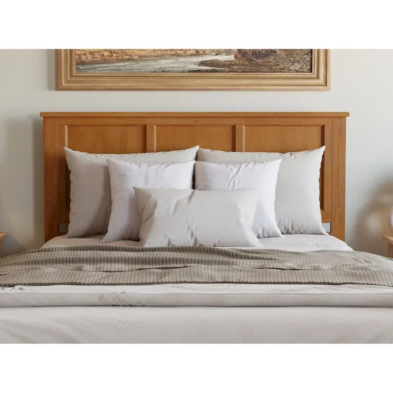 Lit de fondation AFI Madison avec pied de lit assorti