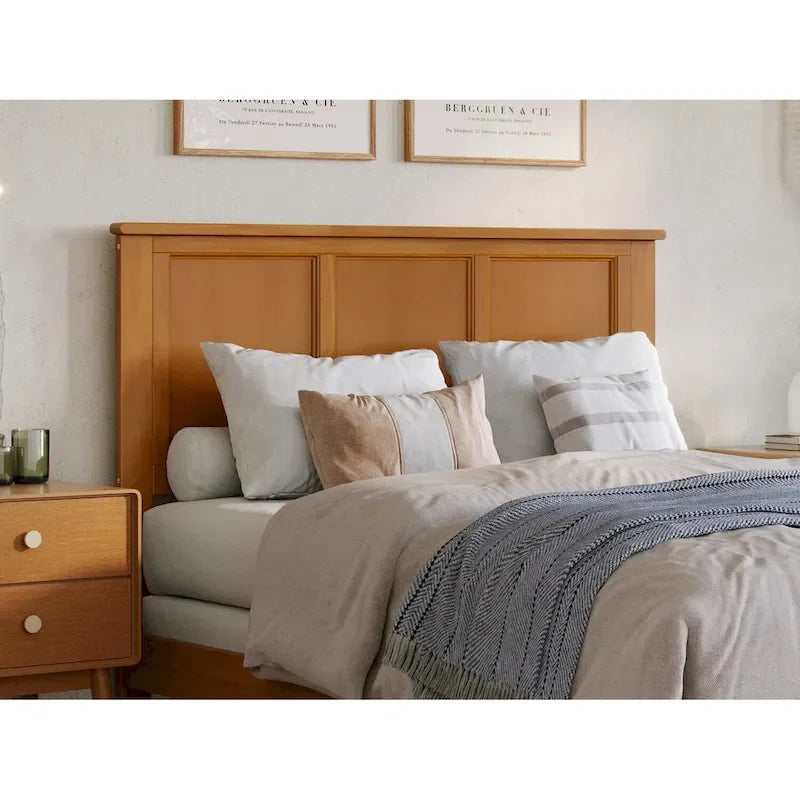 Lit de fondation AFI Madison avec pied de lit assorti