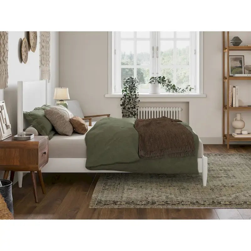 Lit plateforme bas en bois massif Pasadena