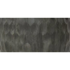 Table basse ronde en bois de 84 cm (33 pouces) de diamètre, en forme de tambour, avec motif géométrique sculpté, grise.