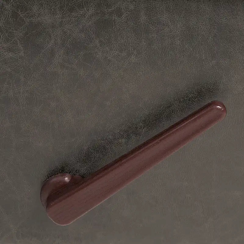 Fauteuil inclinable Copper Grove Dilsen extra large à accoudoirs roulés, modèle « Wall Hugger ».