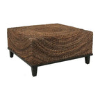 Table basse en abaca tressé par East at Main