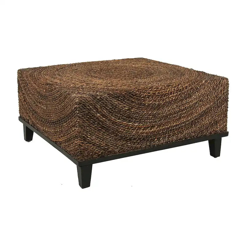 Table basse en abaca tressé par East at Main