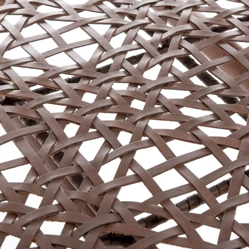 Fauteuil d'appoint carré SAFAVIEH Queenie Bandelier en cuir tressé ajouré - 66 cm L x 81 cm P x 79 cm H