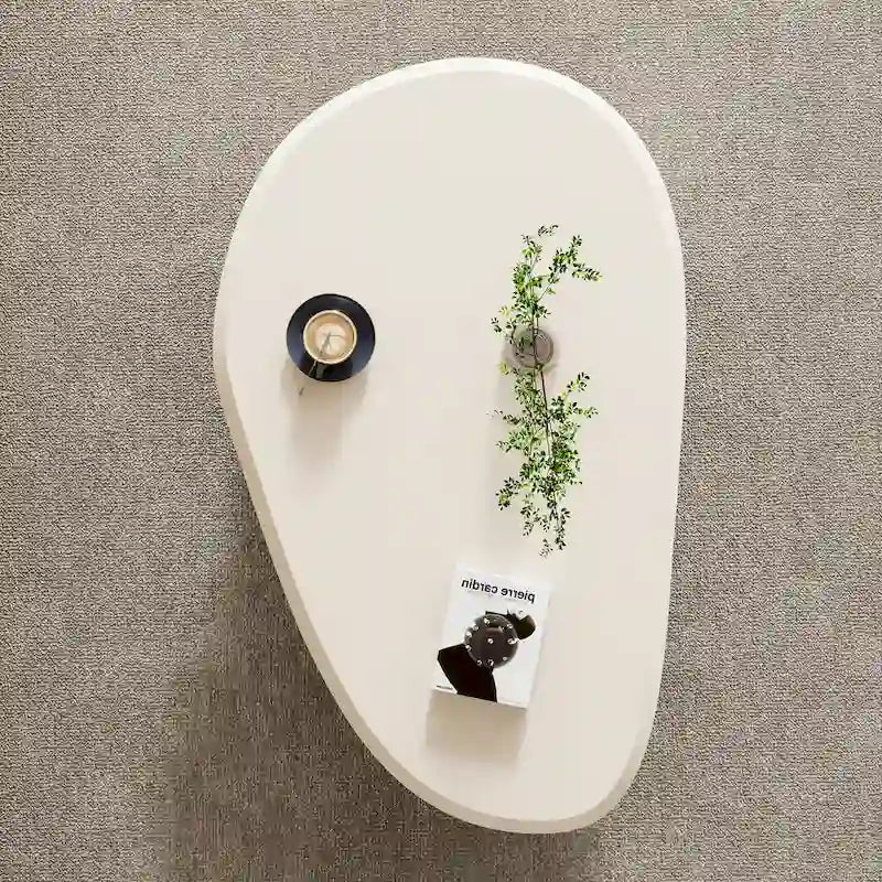 Table basse moderne en bois de 51 cm avec 3 pieds boule