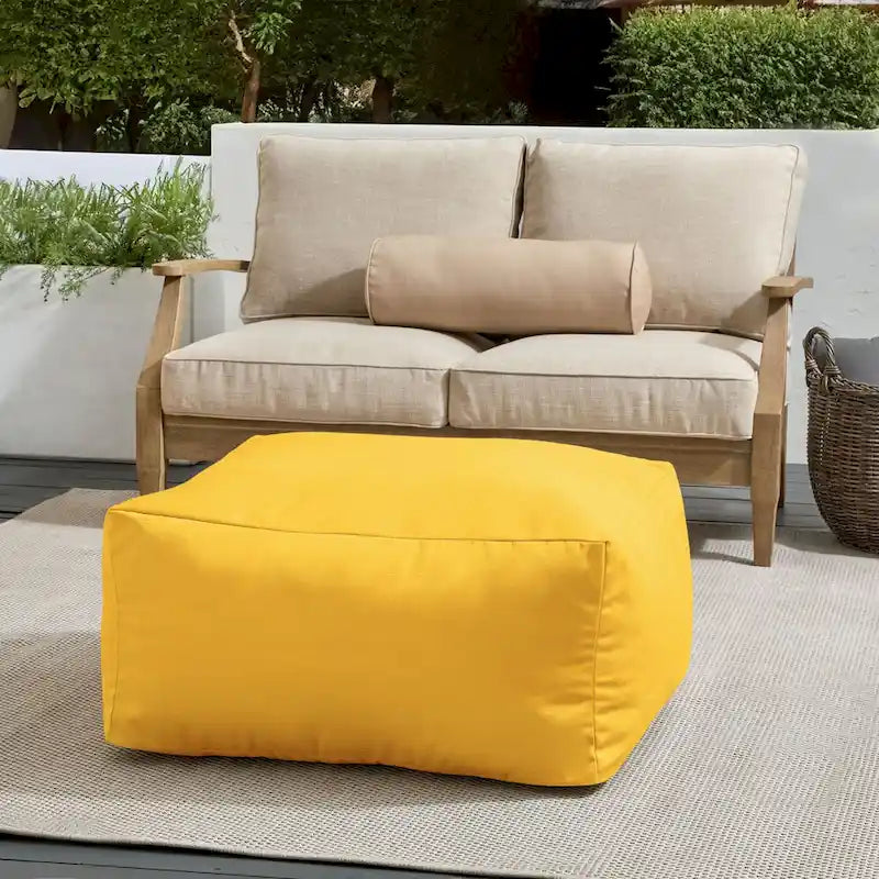 Pouf d'extérieur Sorra Home Sunbrella à bords francs