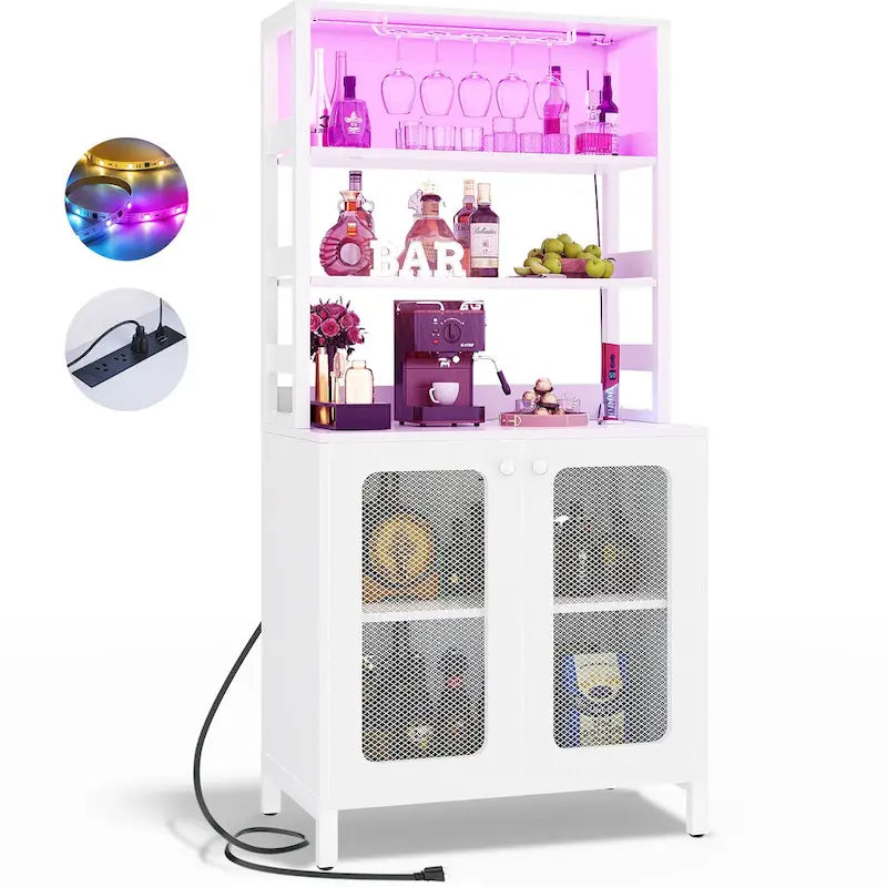 Meuble bar à vin de 67 pouces de haut avec éclairage LED, porte-verres, prises électriques et vitrine d'angle à 5 niveaux pour ustensiles.